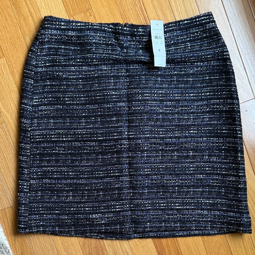 Elegant Navy Tweed Skirt
